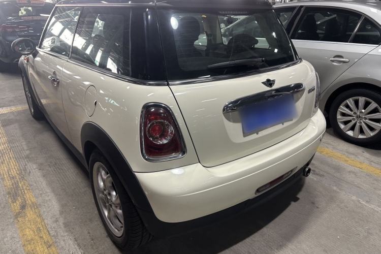Used MINI 2011 1.6L COOPER Fun Exterior 2