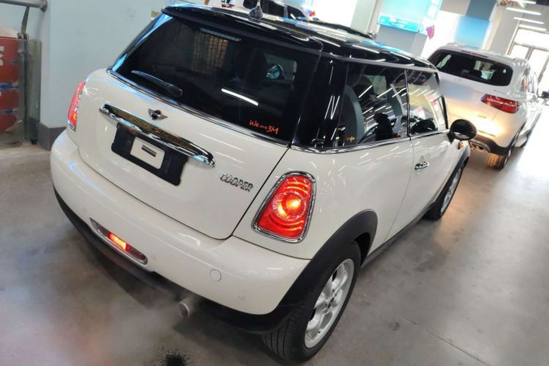 Used MINI 2011 1.6L COOPER Fun Exterior 5