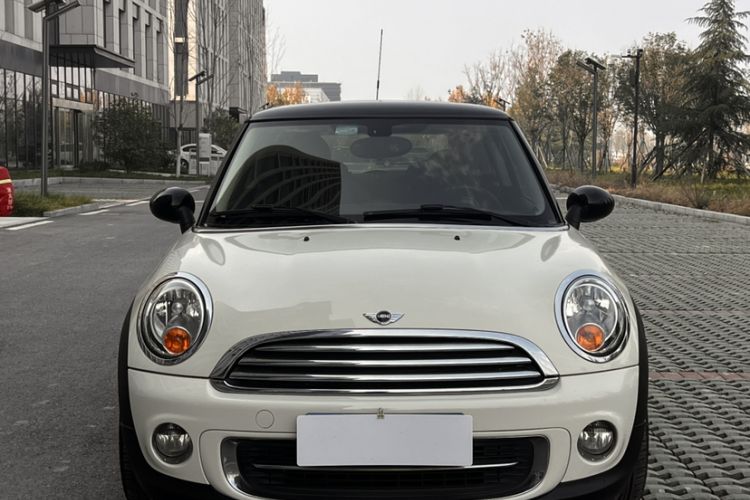 Used MINI 2011 1.6L COOPER Fun Exterior 7