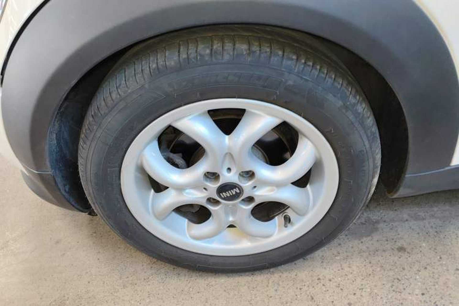 Used MINI 2011 1.6L COOPER Fun Exterior 7