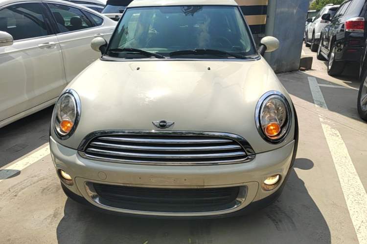 Used MINI 2011 1.6L ONE Front