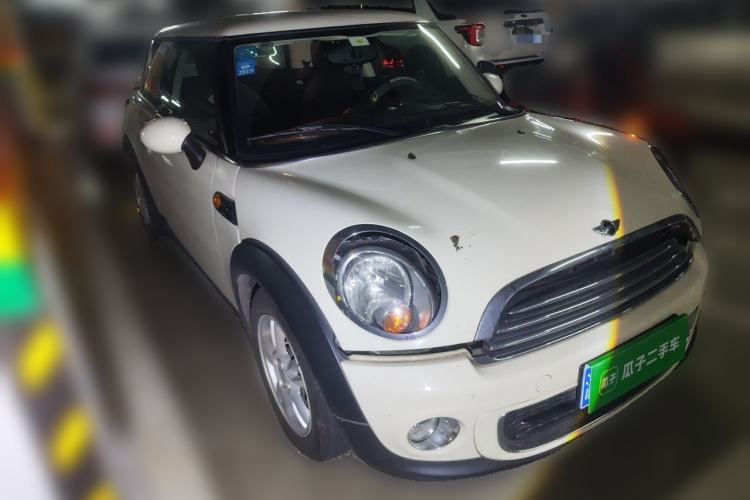 Used MINI 2011 1.6L ONE Front Right 45 Deg