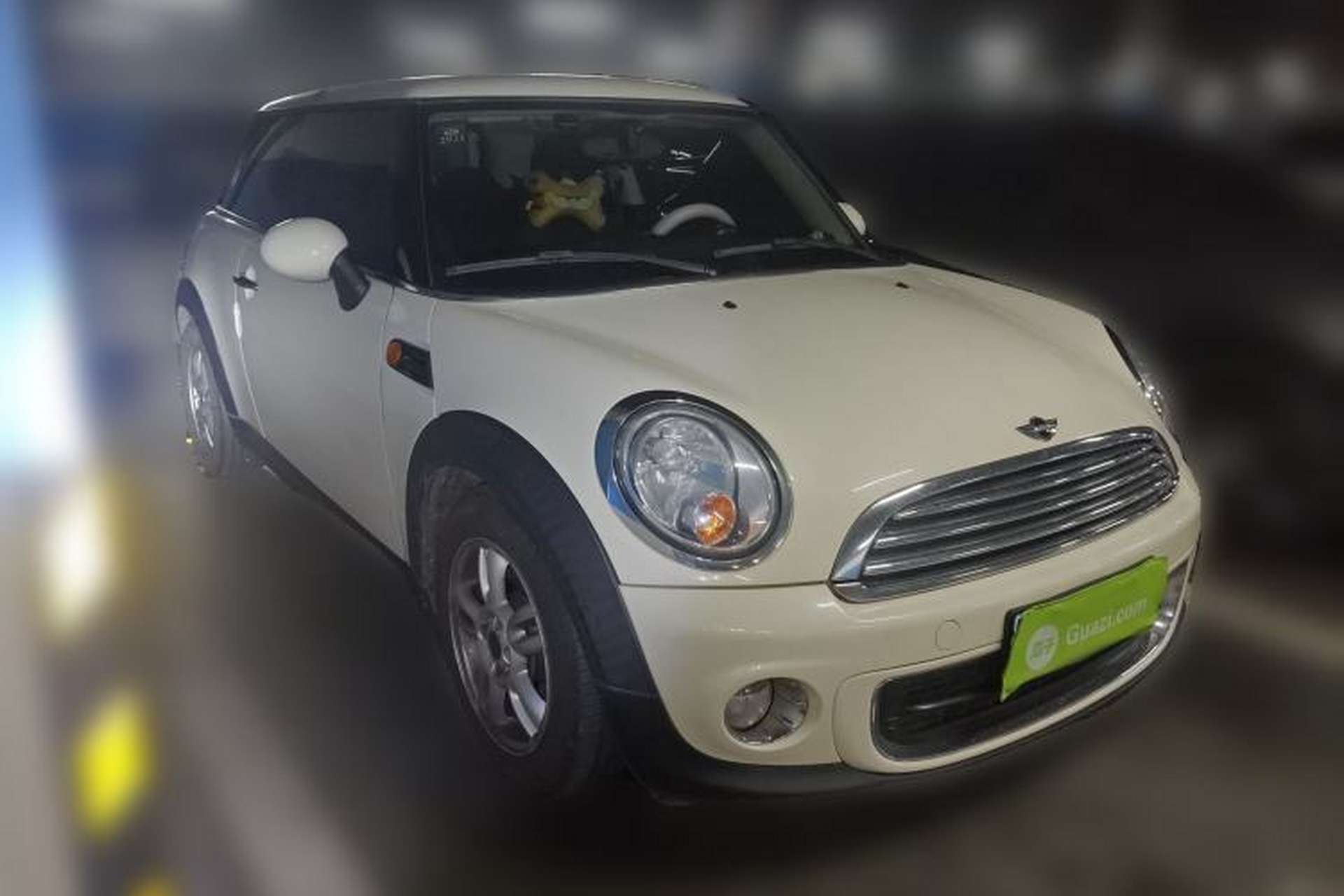 Used MINI 2011 1.6L ONE Front Right 45 Deg