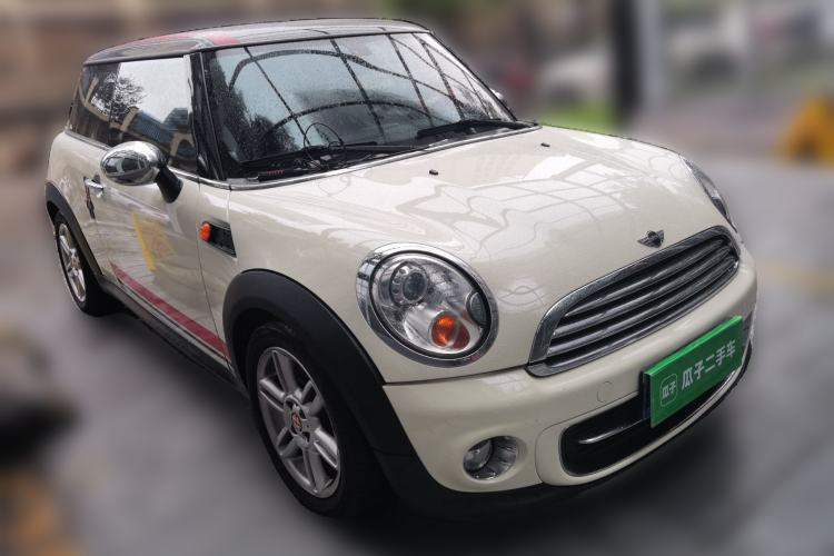 Used MINI 2011 1.6L COOPER Excitement Front Right 45 Deg