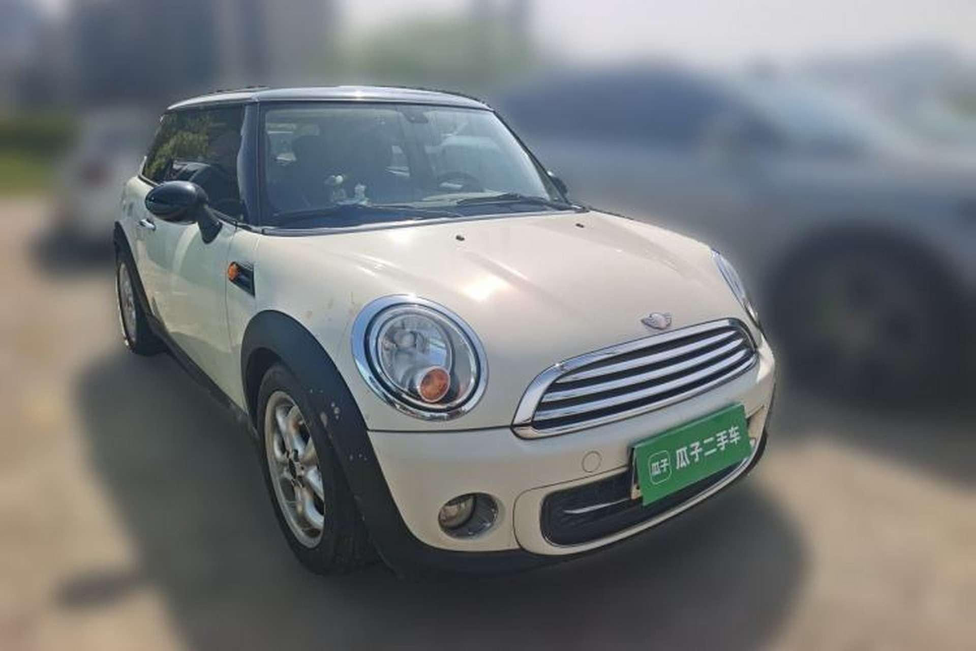 Used MINI 2011 1.6L COOPER Fun Front Right 45 Deg