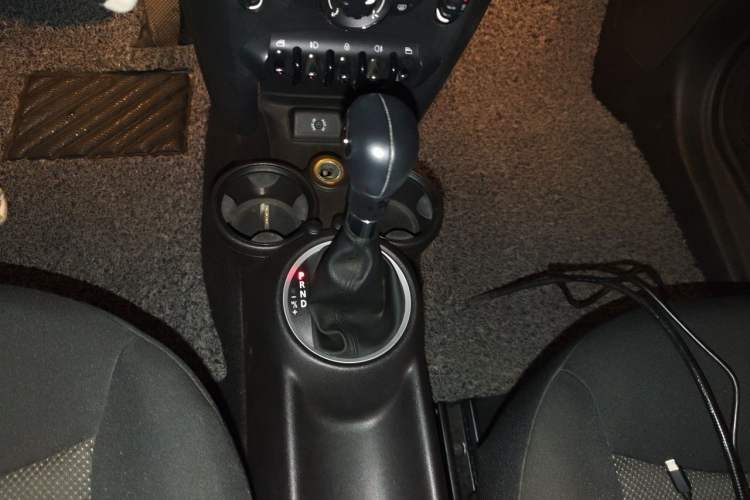 Used MINI 2011 1.6L ONE Gear Lever