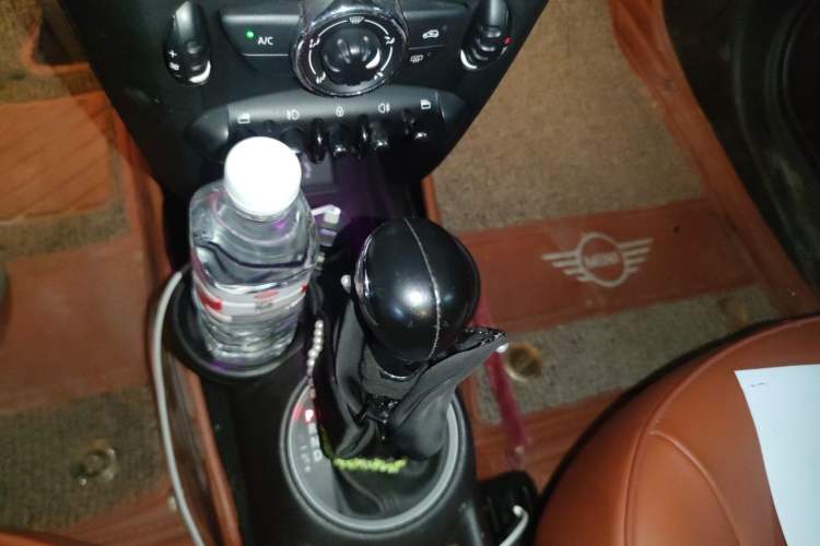 Used MINI 2011 1.6L ONE Gear Lever