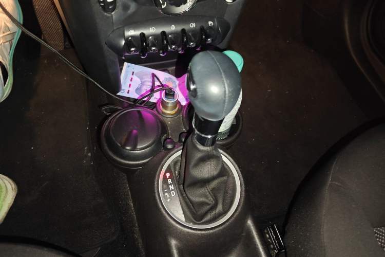 Used MINI 2011 1.6L ONE Gear Lever