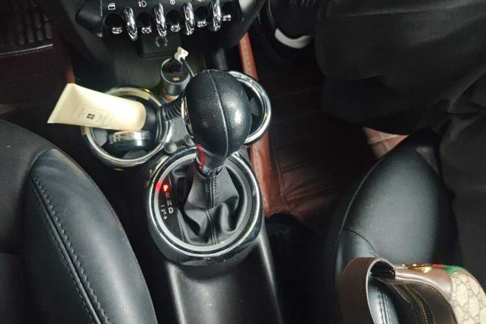 Used MINI 2011 1.6L COOPER Fun Gear Lever