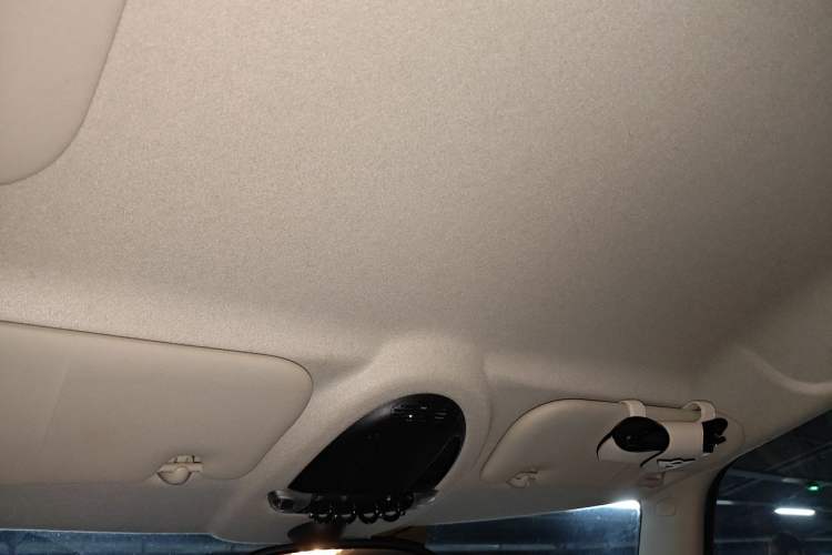 Used MINI 2011 1.6L ONE Headliner