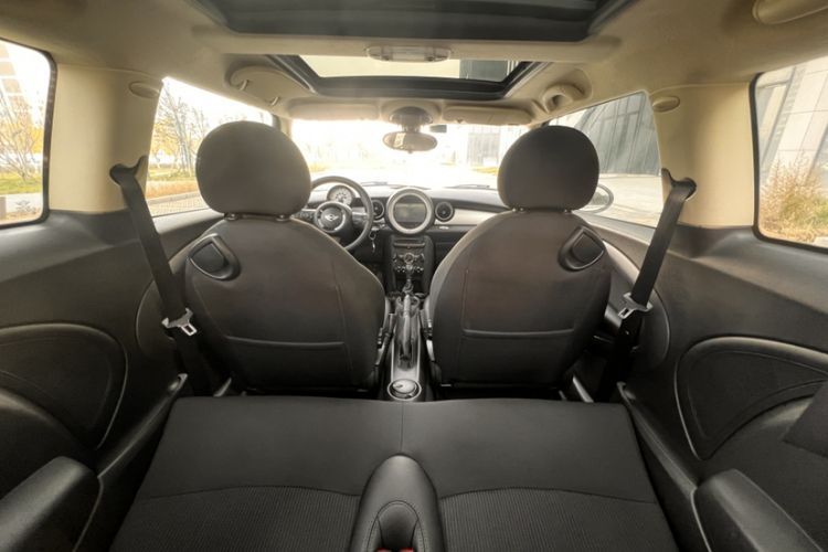 Used MINI 2011 1.6L COOPER Fun Headliner