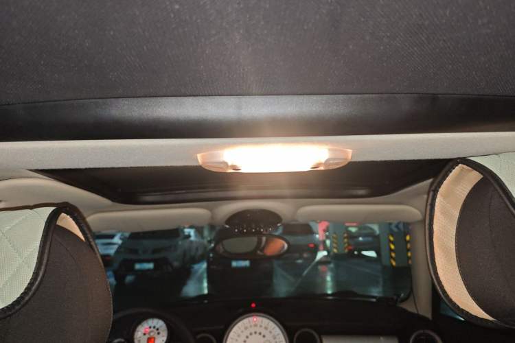 Used MINI 2011 1.6L COOPER Fun Headliner