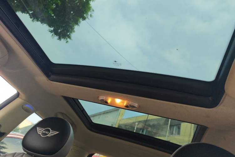 Used MINI 2011 1.6L COOPER Fun Headliner