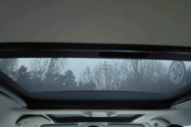 Used MINI 2011 1.6L COOPER Fun Headliner