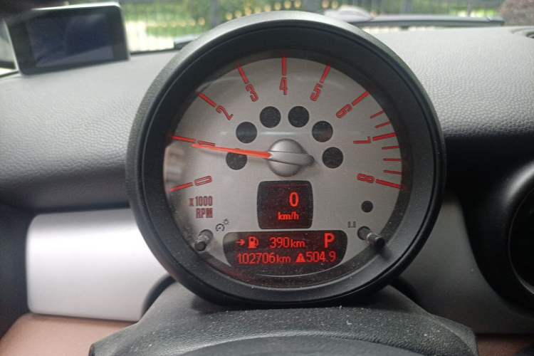 Used MINI 2011 1.6L COOPER Fun Instrument Cluster