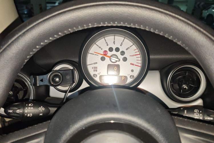 Used MINI 2011 1.6L COOPER Fun Instrument Cluster