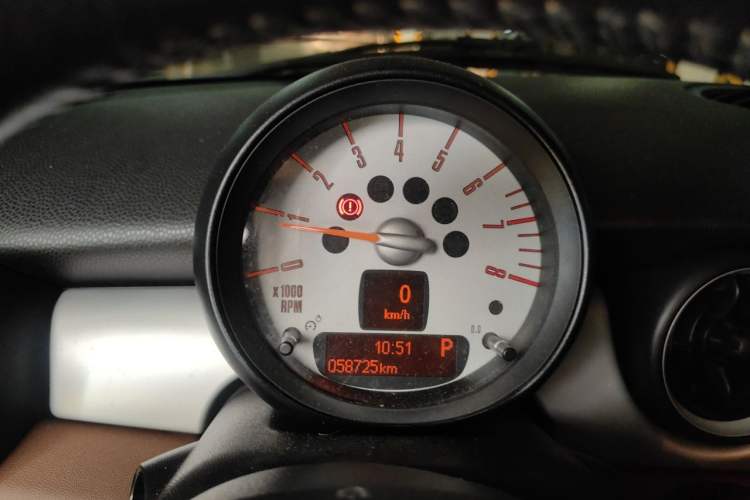 Used MINI 2011 1.6L COOPER Fun Instrument Cluster