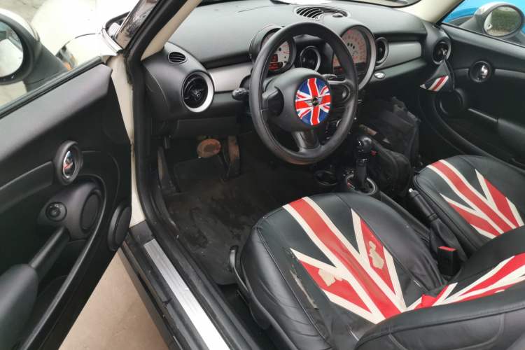 Used MINI 2011 1.6L ONE Left Front Seat