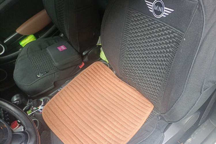Used MINI 2011 1.6L COOPER Fun Left Front Seat