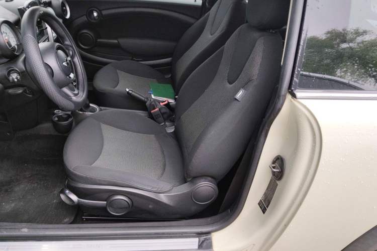 Used MINI 2011 1.6L ONE Left Front Seat