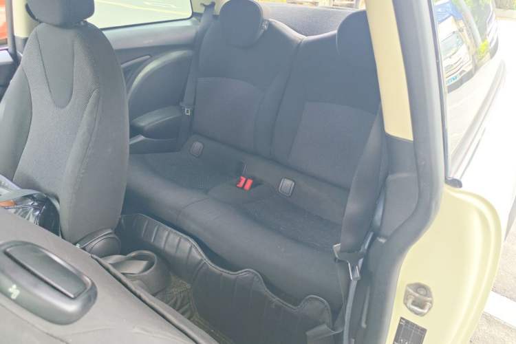 Used MINI 2011 1.6L ONE Left Rear Seat