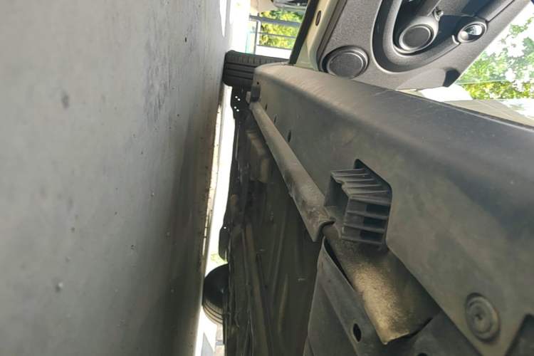 Used MINI 2011 1.6L ONE Left Side Sill