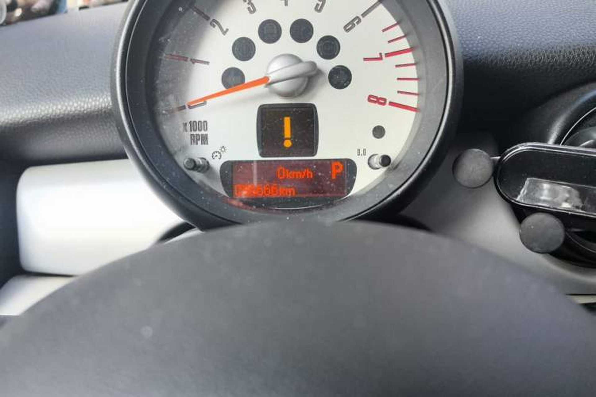 Used MINI 2011 1.6L COOPER Fun Odometer Close Up