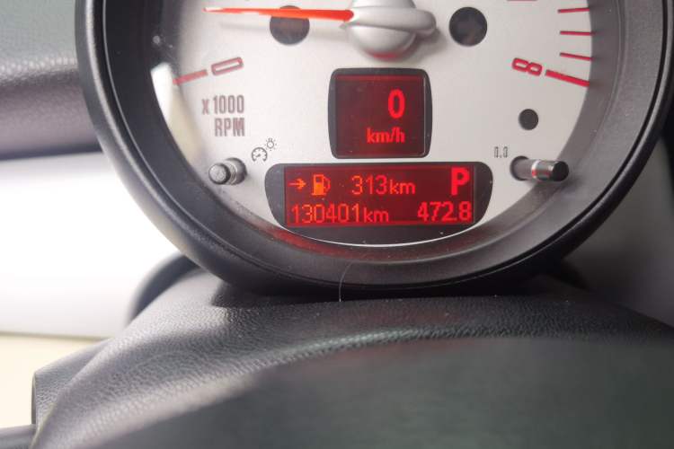 Used MINI 2011 1.6L COOPER Excitement Odometer Close Up