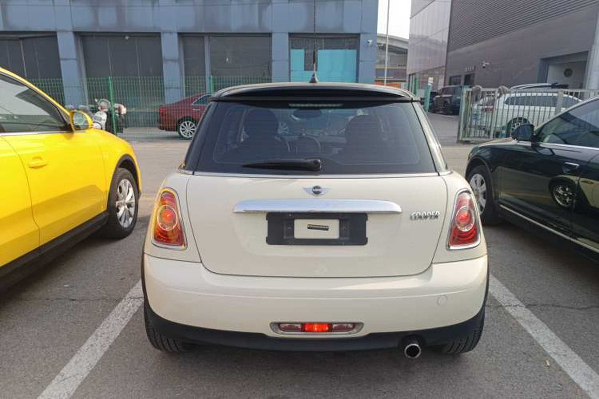 Used MINI 2011 1.6L COOPER Fun Rear