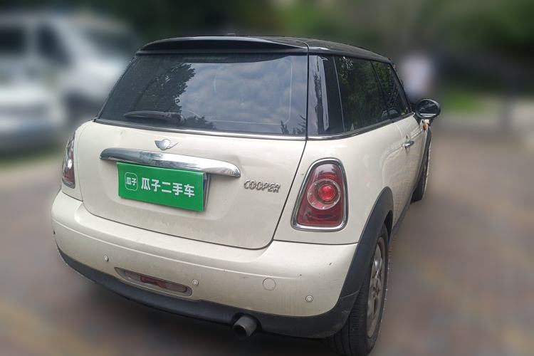 Used MINI 2011 1.6L COOPER Fun Rear Right 45 Deg