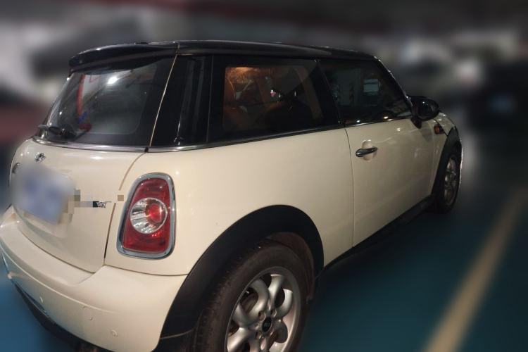 Used MINI 2011 1.6L COOPER Fun Rear Right 45 Deg