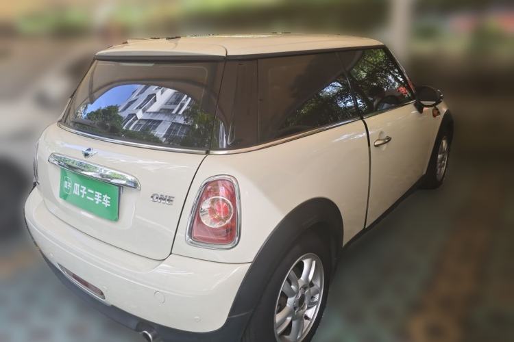 Used MINI 2011 1.6L ONE Rear Right 45 Deg