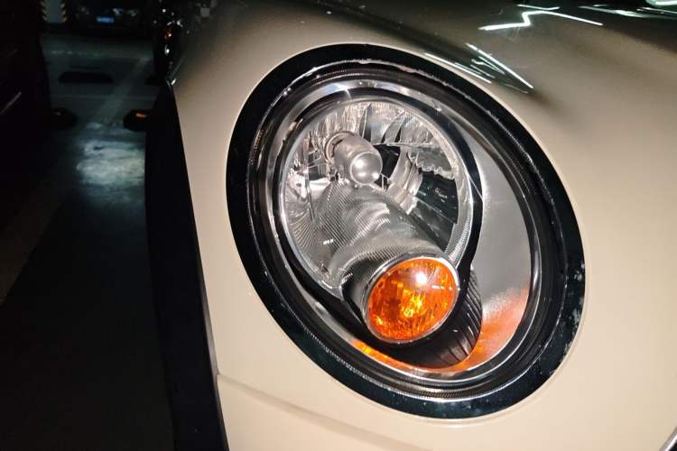 Used MINI 2011 1.6L ONE Right Front Headlight