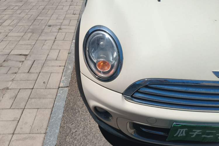 Used MINI 2011 1.6L COOPER Fun Right Front Headlight