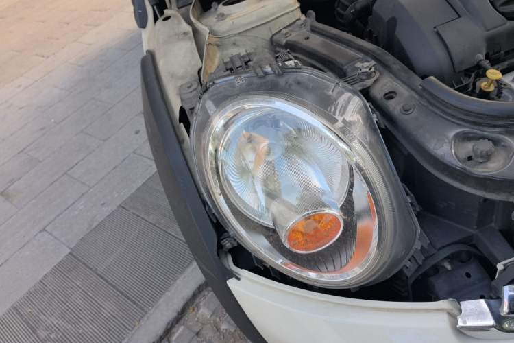 Used MINI 2011 1.6L COOPER Fun Right Front Headlight