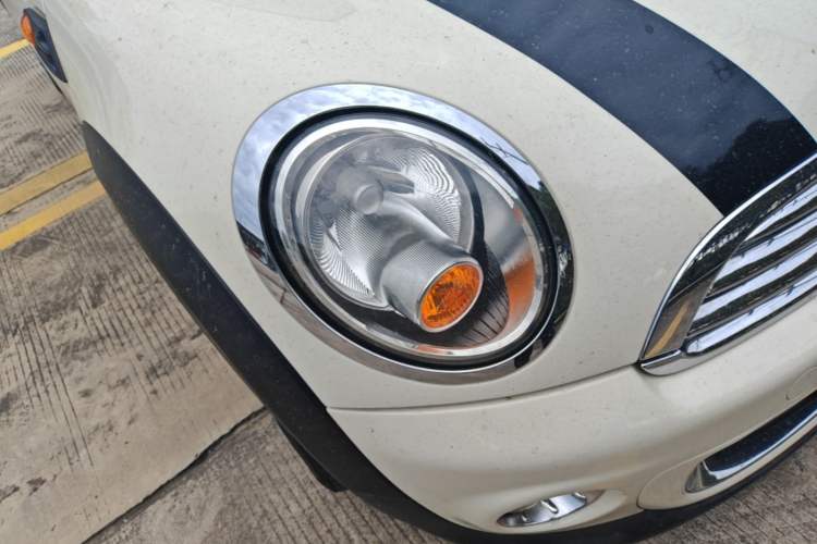 Used MINI 2011 1.6L ONE Right Front Headlight