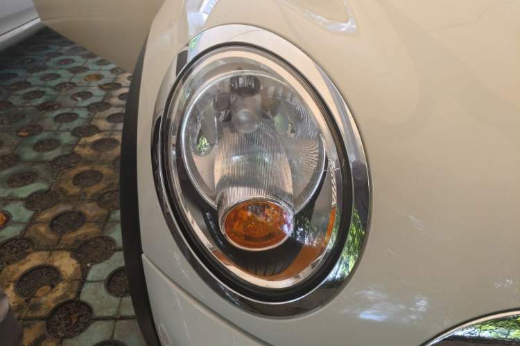 Used MINI 2011 1.6L ONE Right Front Headlight
