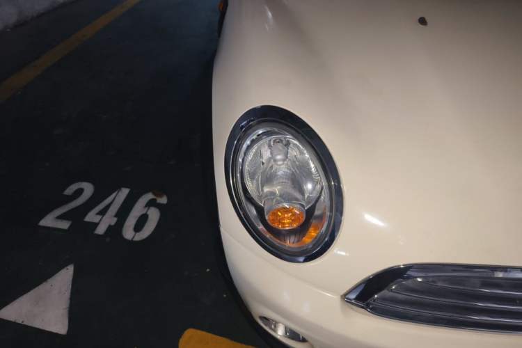 Used MINI 2011 1.6L ONE Right Front Headlight