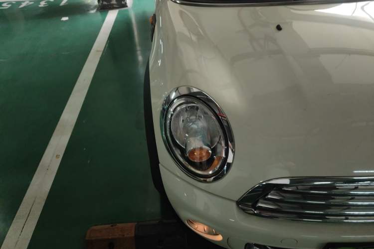 Used MINI 2011 1.6L COOPER Fun Right Front Headlight