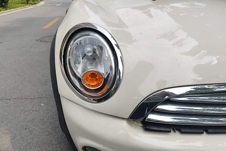 Used MINI 2011 1.6L ONE Right Front Headlight