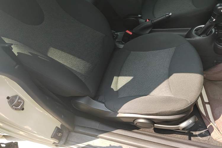 Used MINI 2011 1.6L ONE Right Front Seat