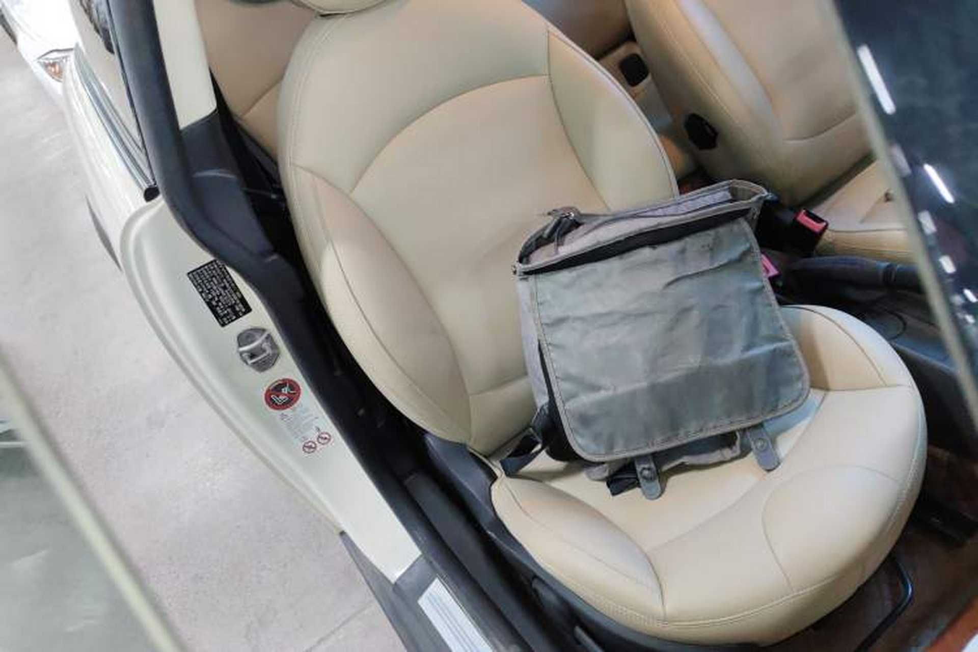 Used MINI 2011 1.6L COOPER Fun Right Front Seat
