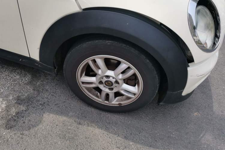 Used MINI 2011 1.6L ONE Right Front Wheel Hub