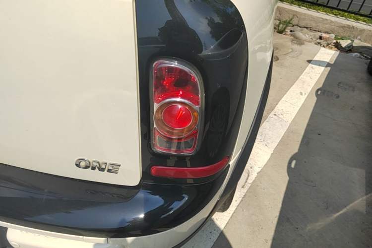 Used MINI 2011 1.6L ONE Right Rear Taillight