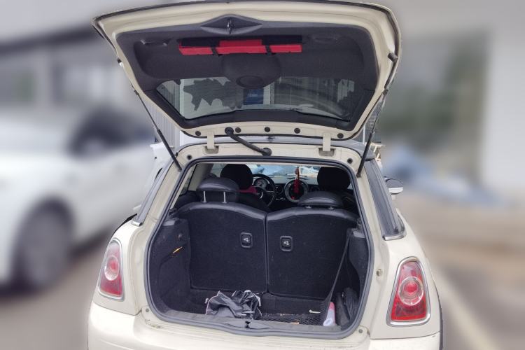 Used MINI 2011 1.6L COOPER Excitement Trunk