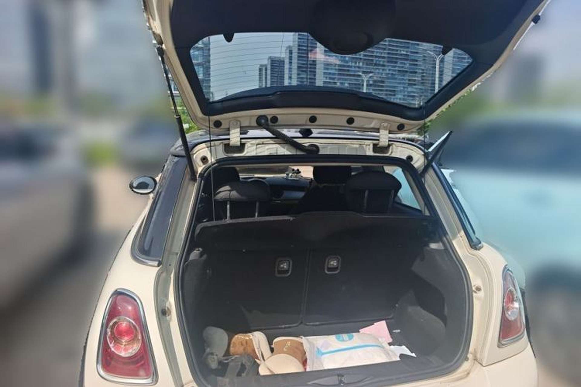 Used MINI 2011 1.6L COOPER Fun Trunk