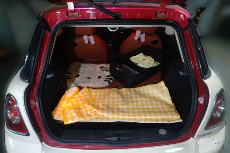 Used MINI 2011 1.6L ONE Trunk