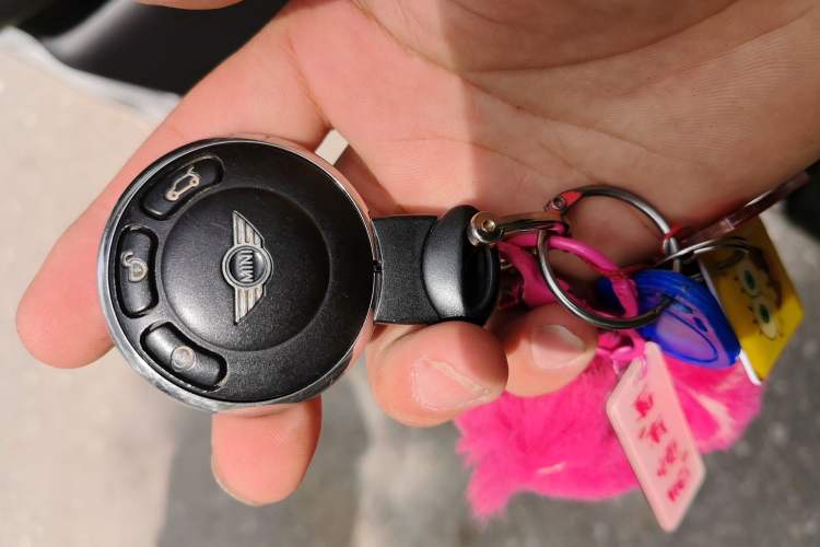 Used MINI 2011 1.6L COOPER Fun Vehicle Key