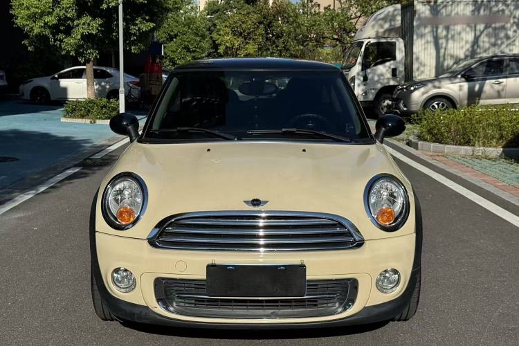 Used MINI 2011 1.6L COOPER Fun Exterior 1