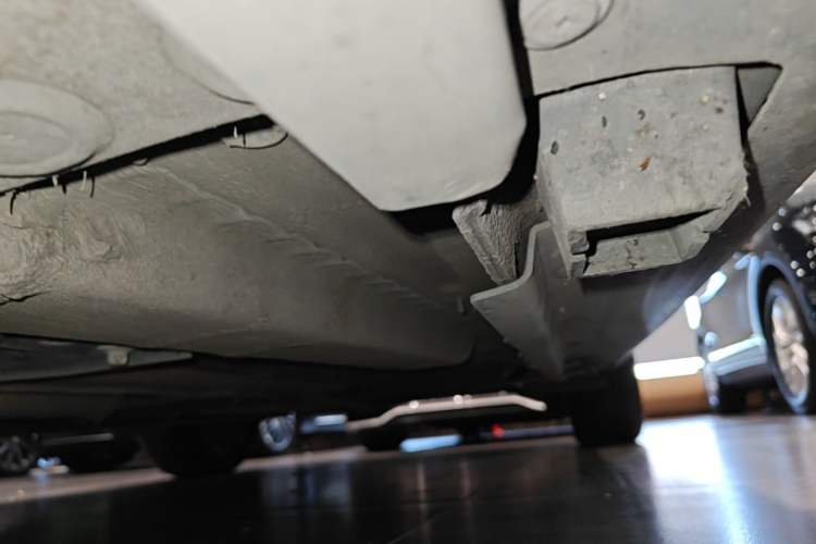 Used MINI 2011 1.6L COOPER Fun Left Side Sill